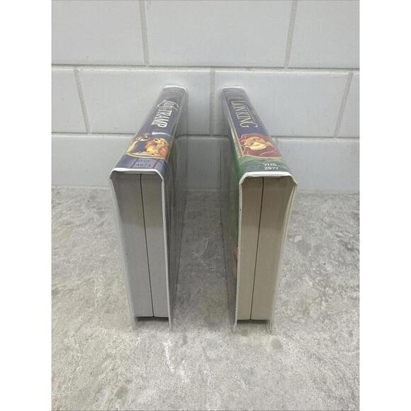 Lion King and Lady and The Tramp VHS. Pre-owned. - Picture 6 of 7